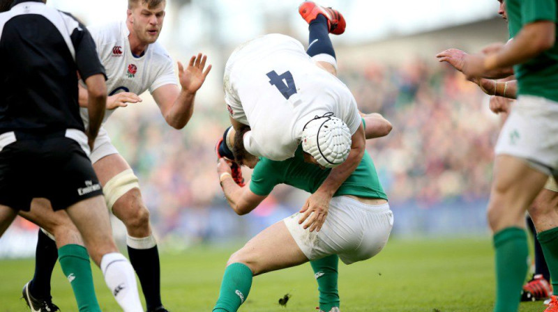 Visi angļu centieni uzlauzt Īrijas aizsardzību bija nesekmīgi. 
Foto: rbs6nations.com