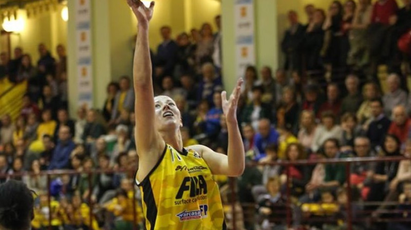 Aija Putniņa: 20 punkti uzvarā pār "Battipaglia"
Foto: legabasketfemminile.it