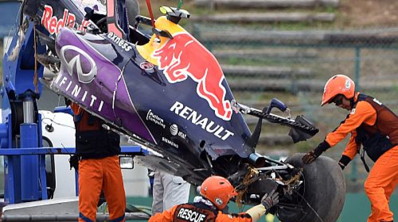 Kvjata "Red Bull" formula pēc avārijas
Foto: AFP/Scanpix