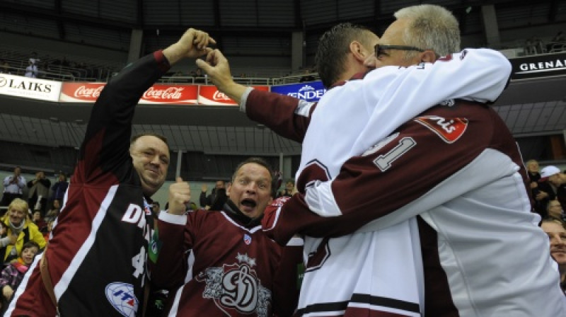 Rīgas "Dinamo" faniem beidzot ir iemesls priekam
Foto: Romāns Kokšarovs/f64