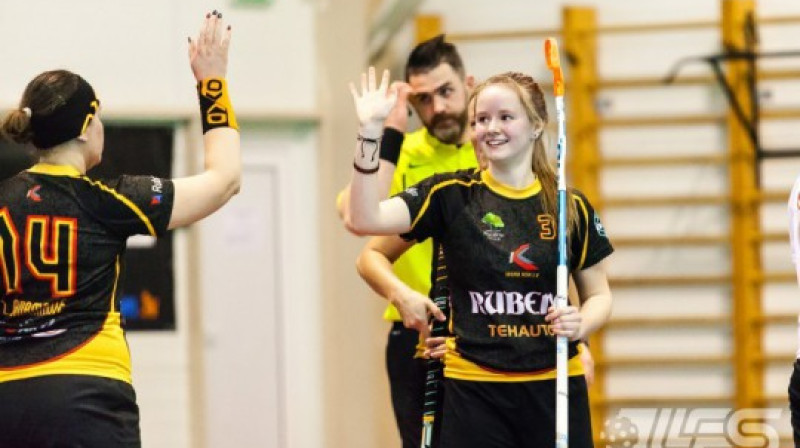 Laura Gaugere (Kocēnu "Rubene"). Foto: Raivo Sarelainens, floorball.lv