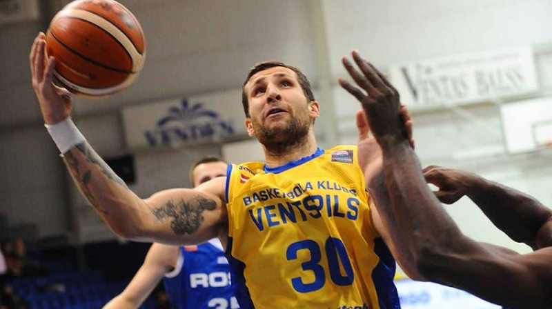 Latvijas basketbolu Čempionu līgas pirmajā sezonā pārstāvēja Ronalds Zaķis un BK "Ventspils"
Foto: Romāns Kokšarovs, f64