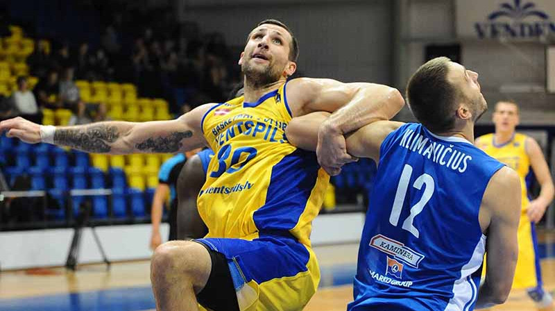 "Ventspils" pirmās spēles uzvaras metiena autors Ronalds Zaķis
Foto: BK Ventspils