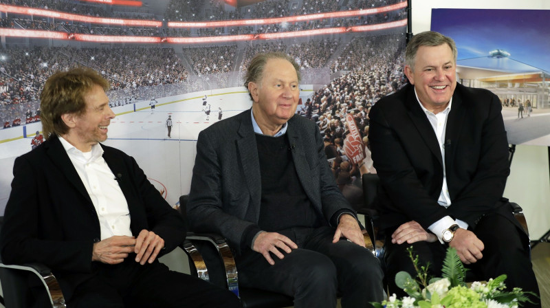 Džerijs Brukhaimers, Deivids Bondermens un Tims Laivikī jeb Sietlas īpašnieku grupa
Foto: AP/Scanpix