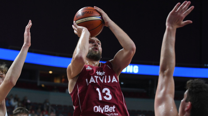 Jānis Strēlnieks. Foto: Romāns Kokšarovs, f64