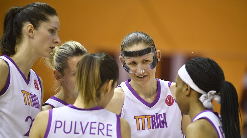 TTT basketbolistes. Foto: Romāns Kokšarovs, f64