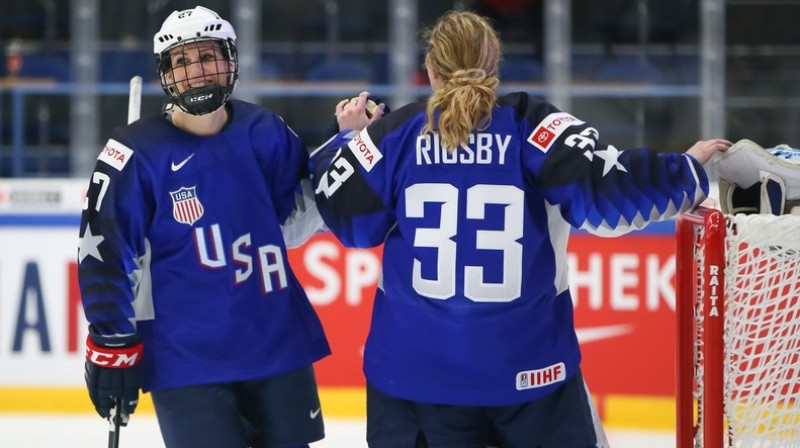 ASV izlase izcīnījusi trīs uzvaras trīs spēlēs. Foto: IIHF