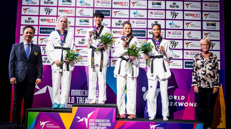 Inese Tarvida uz 53kg pjedestāla. Foto: worldtaekwondo.org