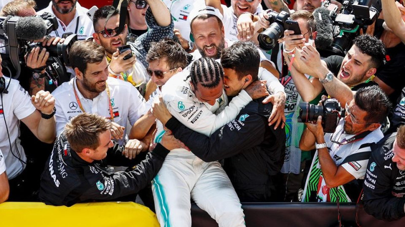 Lūiss Hamiltons pēc uzvaras Kanādā. Foto: Mercedes-AMG Petronas Motorsport