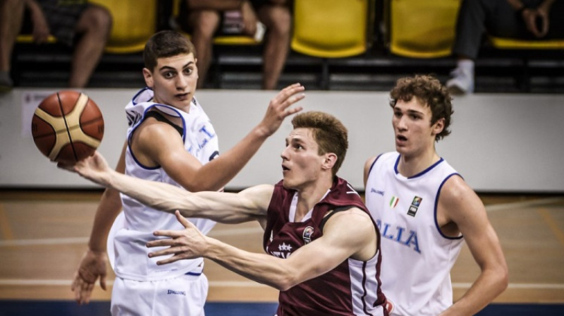 Artūrs Kurucs. Foto: FIBA