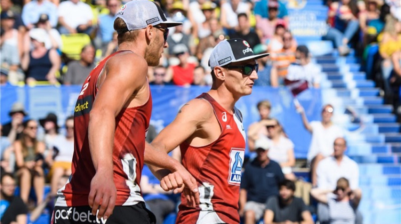 Mārtiņš Pļaviņš un Edgars Točs. Foto: FIVB