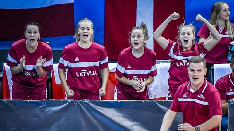 Latvijas U16 meiteņu izlase. Foto: FIBA