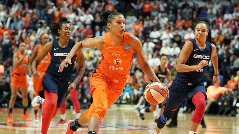 Alisa Tomasa WNBA finālā pret "Washington Mystics". Foto: Scanpix