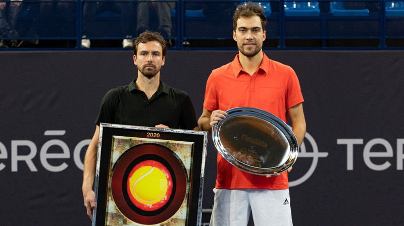 Ernests Gulbis un Ježijs Janovičs. Organizatoru foto