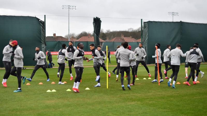 "Liverpool" treniņš vēl pirms sezonas apturēšanas. Foto: AFP/Scanpix