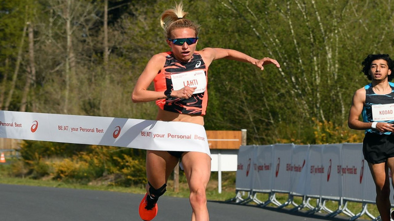 Sāra Lahti uzvar ar Zviedrijas rekrodu 5km.