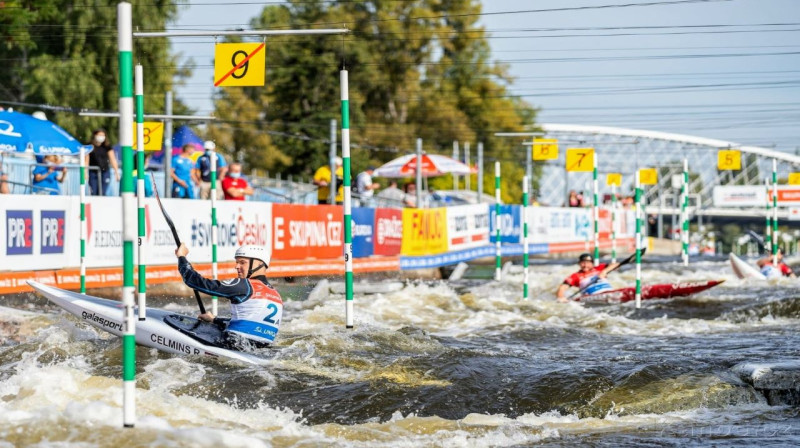 Latvijas izlase komandu sacnesībās pagājušajā gada čempionātā. Priekšplaņā izlases līderis Ritvars Celmiņš. Foto:Jan Homolka.