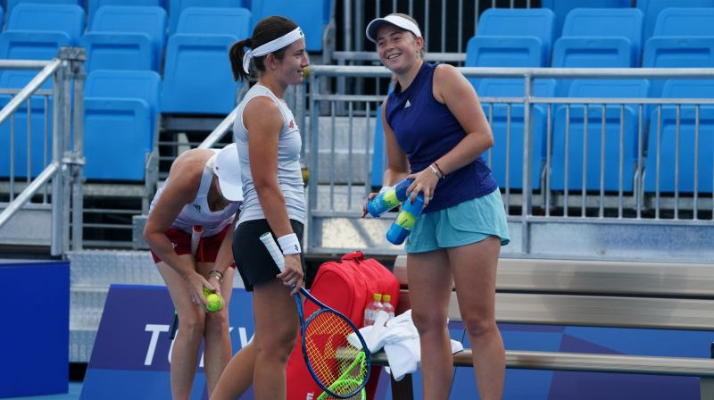 Anastasija Sevastova un Aļona Ostapenko. Foto: f64