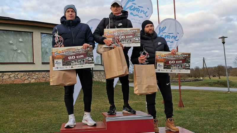 Pirmais trijnieks vīriešiem.  Foto: no organizatoru personīgā arhīva.