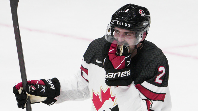 Kanādas izlases aizsargs Brendons Gormlijs. Foto: Pavel Golovkin/AP/Scanpix