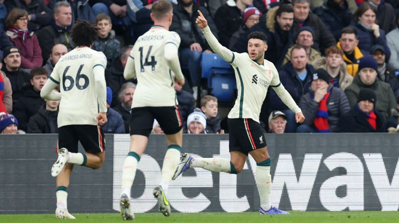 Liverpūles futbolisti svin otro vārtu guvumu. Foto: Reuters/Scanpix