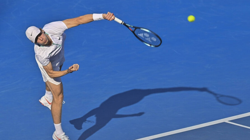 Deniss Šapovalovs Dohā. Foto: AP/Scanpix