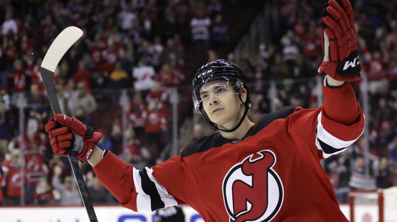 Trīs vārtu guvējs "Devils" rindās Jegors Šarangovičs. Foto: AP/Scanpix