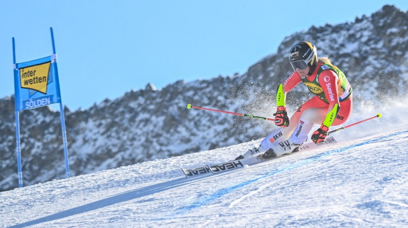 Lara Guta-Behrami brauc pretī otrajai uzvarai Zeldenā. Foto: NBC Sports.