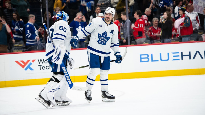 Ostons Metjūzs un Toronto "Maple Leafs" vārtsargs Džozefs Vols. Foto: Toronto Maple Leafs
