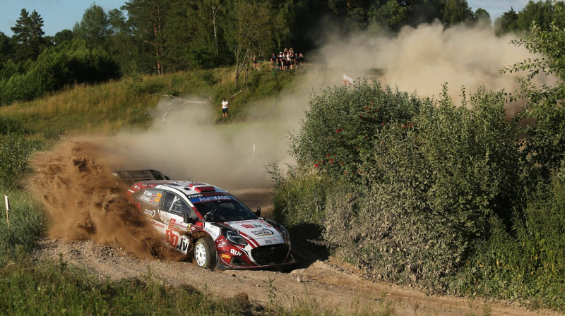 Mārtiņa Seska pilotētā mašīna Polijas rallijā. Foto: IPA/SIPA/Scanpix