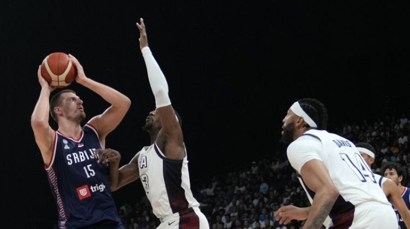 Nikola Jokičs pret amerikāņiem. Foto: AP/Scanpix