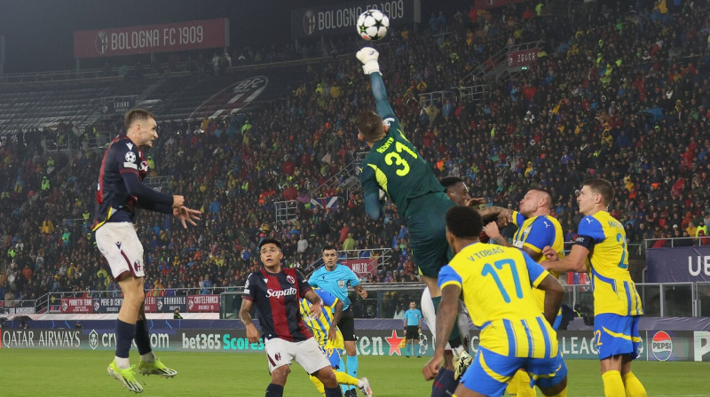 Mirklis no "Bologna" un Doneckas "Shakhtar" spēles UEFA Čempionu līgā. Foto: Michele Nucci/Zumapress.com/Scanpix