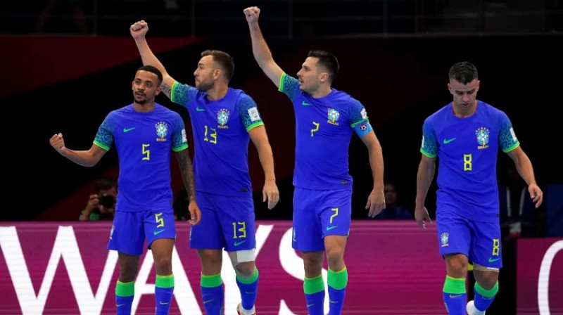 Brazīlijas telpu futbolisti. Foto: FIFA