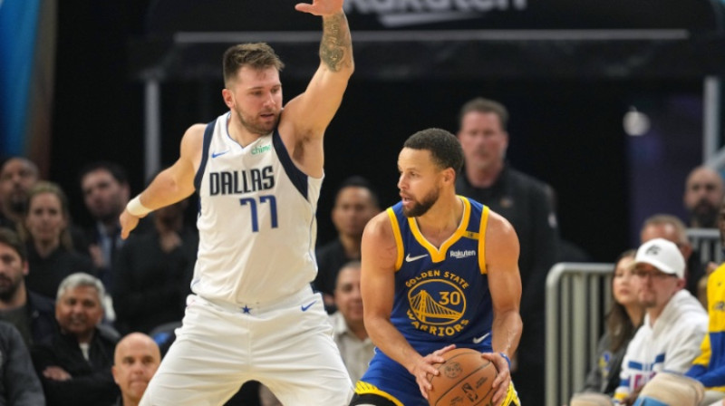 Luka Dončičs un Stefens Karijs. Foto: USA TODAY Sports via Reuters Connect/Scanpix