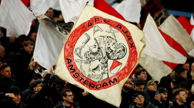 Amsterdamas "Ajax" karogs Foto: RA/Scanpix