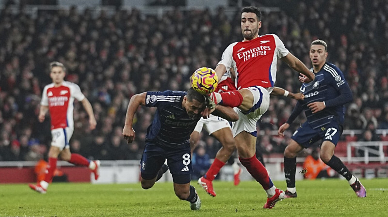 Mirklis pirms Juri Tīlemansa vārtu guvuma pret Londonas "Arsenal". Foto: Dave Shopland/AP/Scanpix