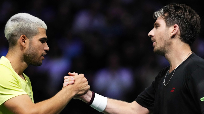 Karloss Alkarass un Kamerons Norijs. Foto: AFP/Scanpix