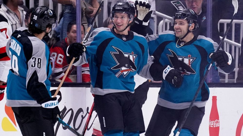 Sanhosē "Sharks" hokejisti Foto: RC/Scanpix