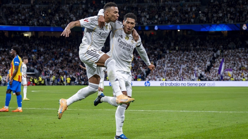 Kiljans Mbapē un Džūds Belingems. Foto: ZUMAPRESS/Scanpix