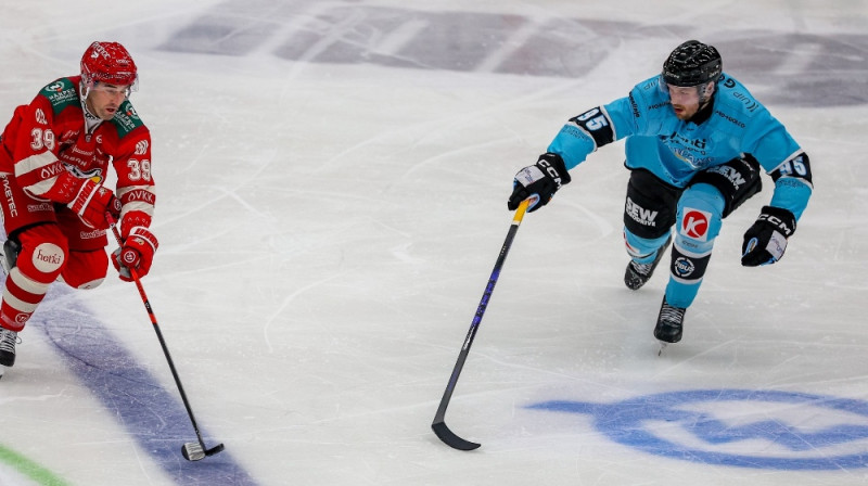 Oskars Batņa. Foto: Lahden Pelicans