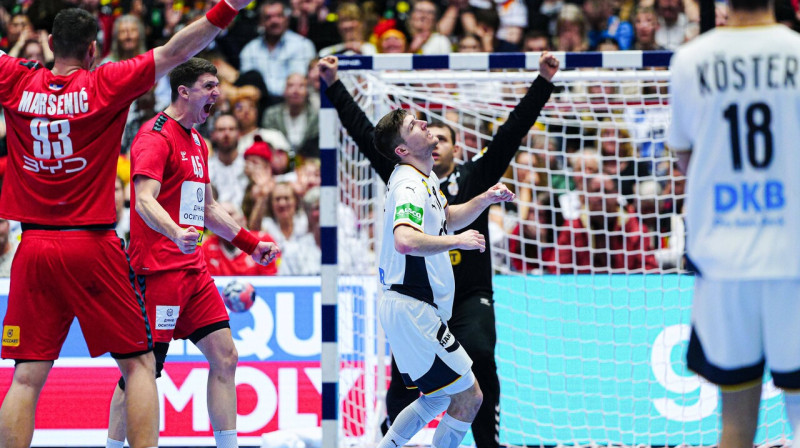 Serbu handbolistu prieks, vācu rūgtums. Foto: Marcel von Fehrn/Eibner-Pressefoto/Scanpix