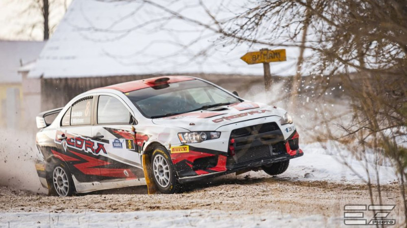 Gunta Lielkāja "Ciedra Racing" ekipāža. Foto: EZ Photo