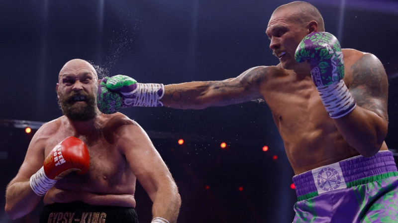 Taisons Fjūrijs un Oleksandrs Usiks. Foto: Action Images via Reuters/Scanpix