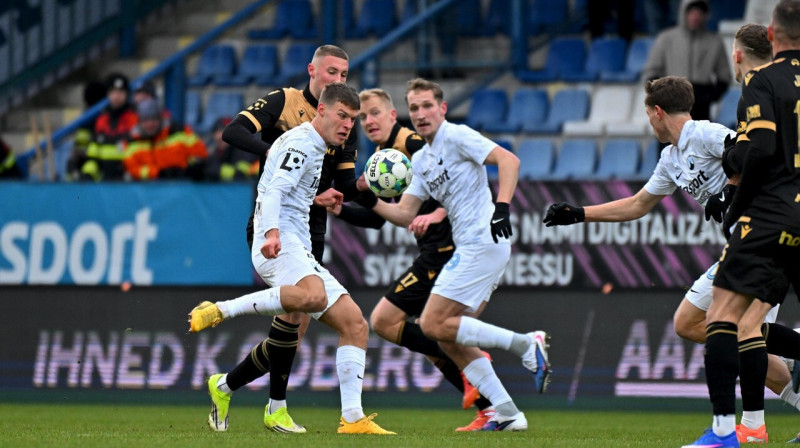 Mirklis Liberecas "Slovan" un Ostravas "Baník" cīņā. Foto: FC Slovan Liberec