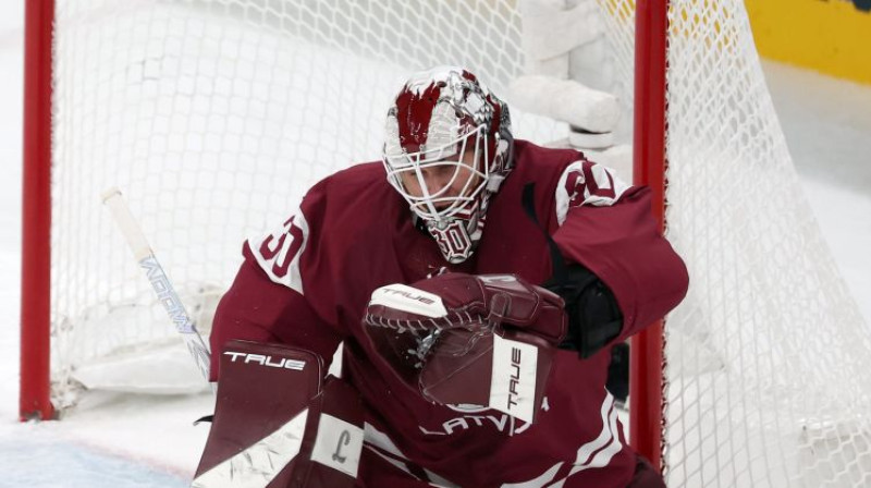 Elvis Merzļikins. Foto: Romāns Kokšarovs/LOK