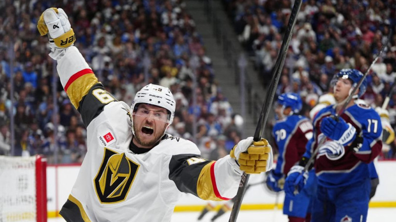 Vegasas hokejists svin vārtus. Foto. AP. Scanpix