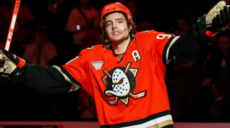 Leo Kārlsons. Foto: NHL.com