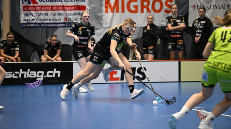 Jūlija Rozīte (#11), foto: Floorball Chur United
