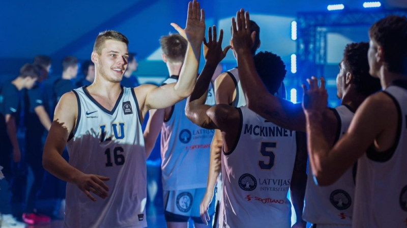 Latvijas Universitātes basketbolisti Foto: LU Basketbols