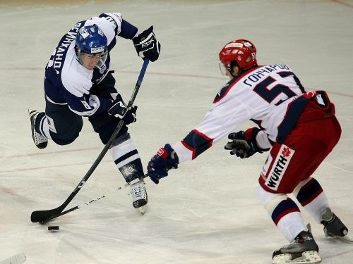 Nosaukti KHL oktobra mēneša labākie spēlētāji